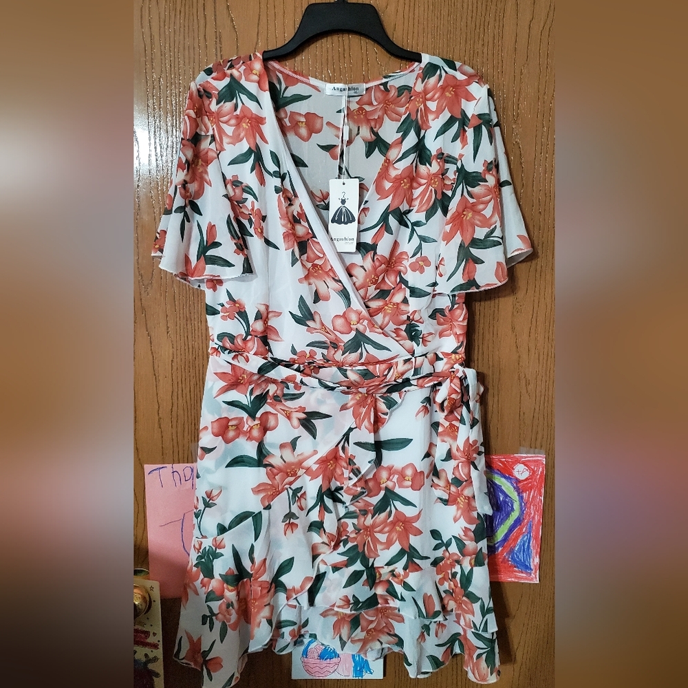 Floral Wrap Dress - White and Pink